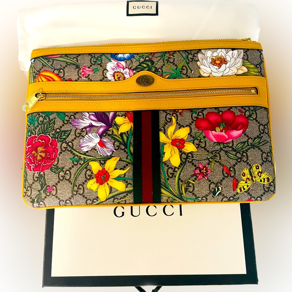 GUCCI GG Supreme Monogram Floral
Ophidia Pouch Clutch Yellow Bag Zip
